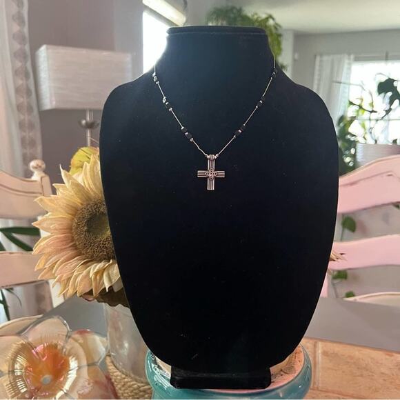 Silpada 925 Sterling Silver Onyx Beaded Cross Necklace - Picture 7 of 9